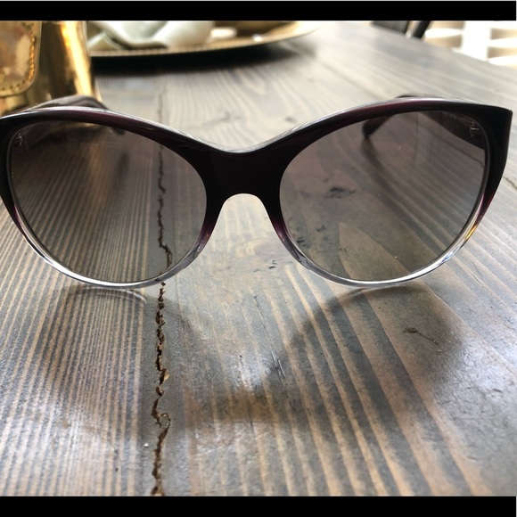 Tory Burch Sunglasses - Picture 4 of 4